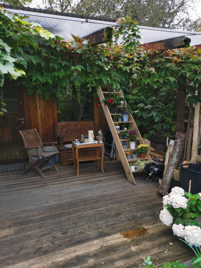 Atelier & Gardenhouse Glamping Hotel Мюнхен Екстериор снимка